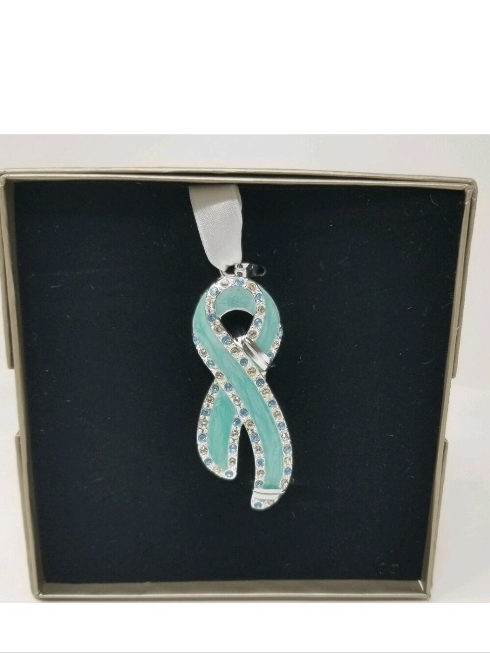 Harvey Lewis 2005 Green Breast Cancer Ornament Swarovski Crystals -NIB